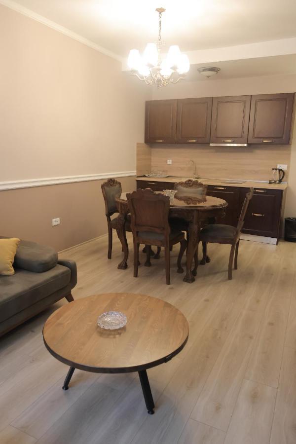 Zaro Apartments Bitola Buitenkant foto