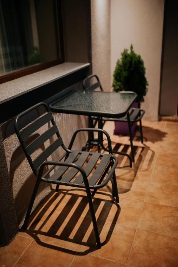 Zaro Apartments Bitola Buitenkant foto